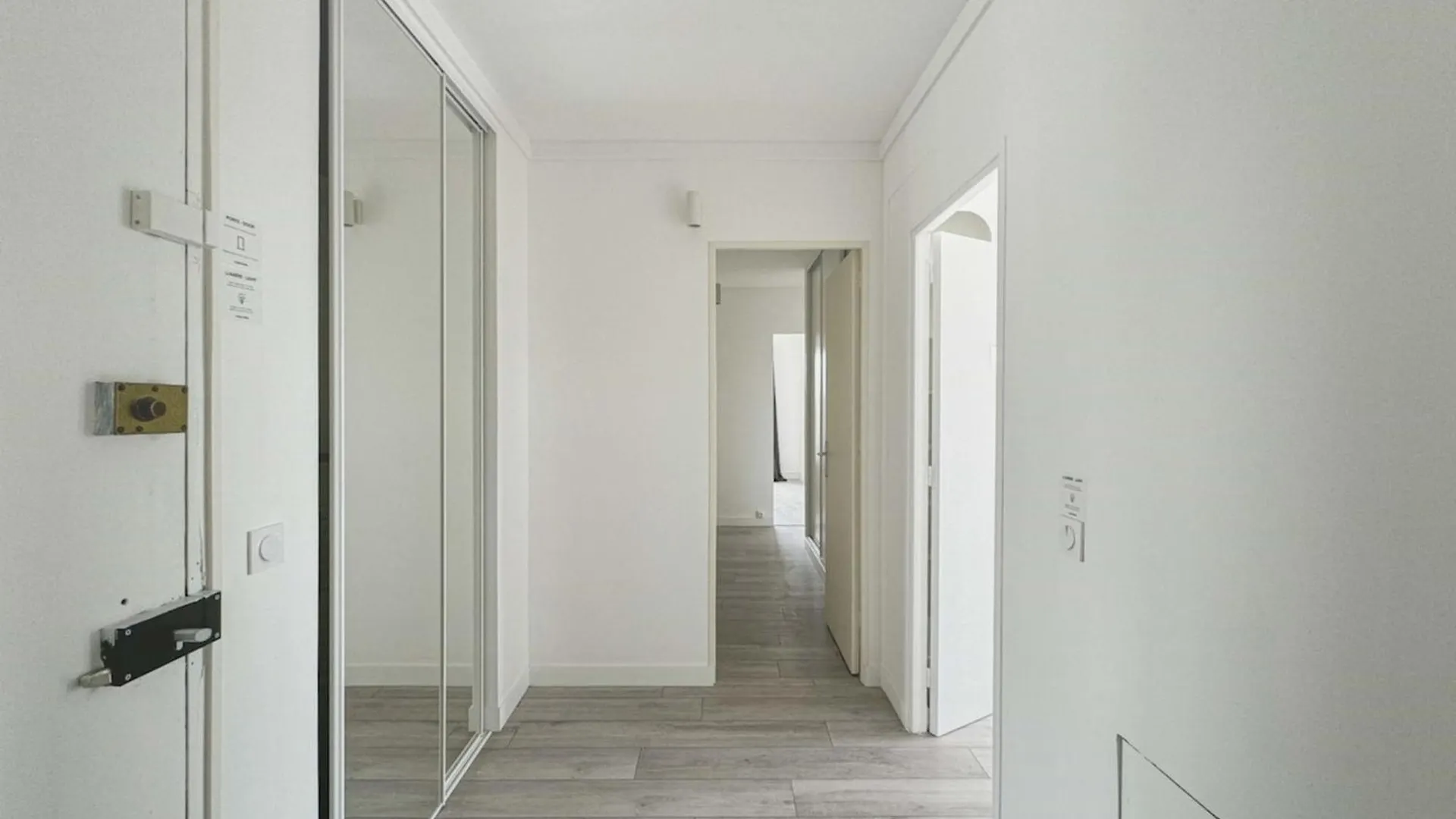 Flexliving - Room - Mouchez París Francia