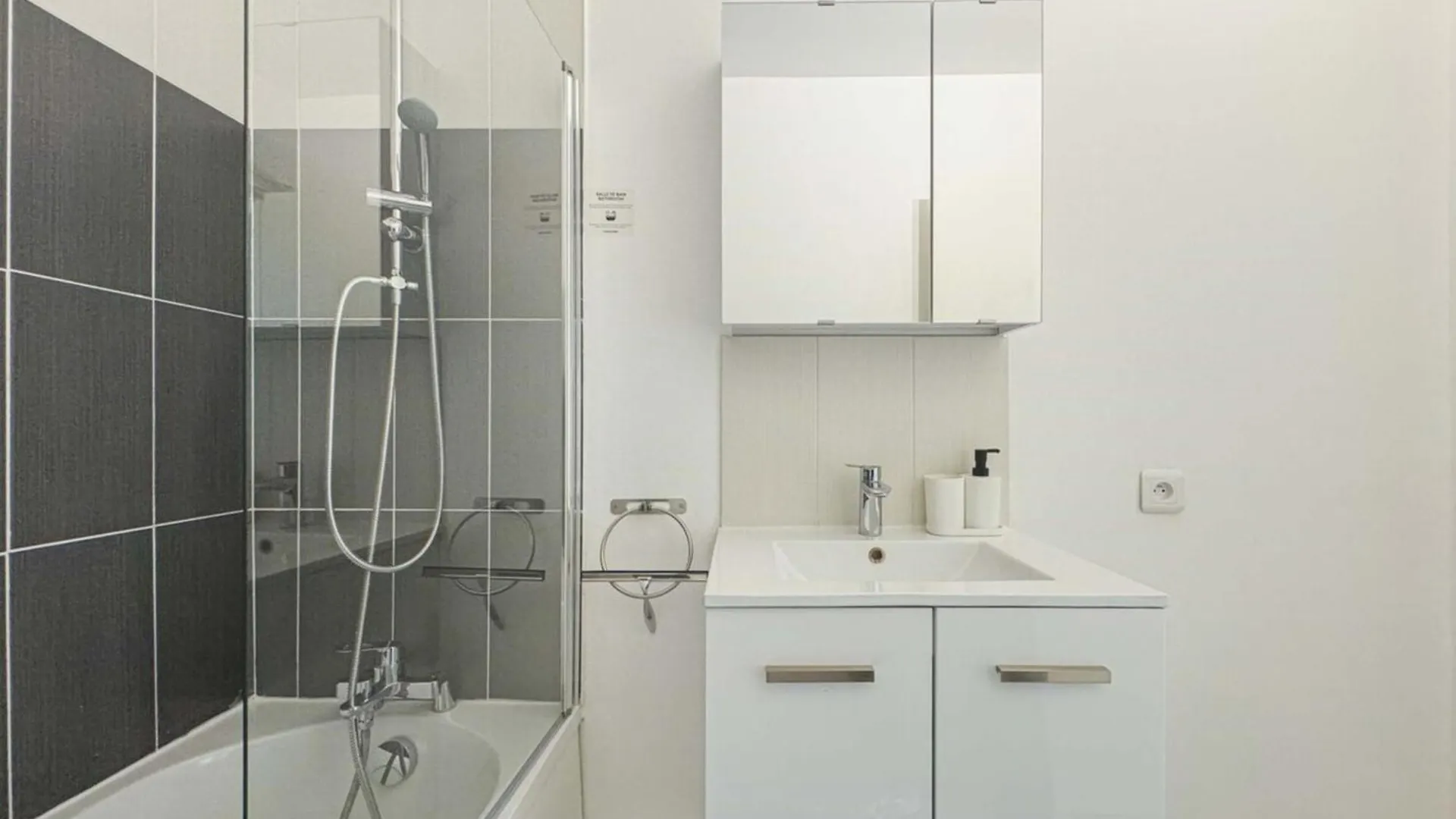 Flexliving - Room - Mouchez París 0*,  Francia